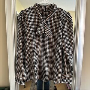 Ann Taylor Houndstooth Blouse Medium EUC